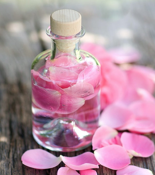 REFRESHING ROSEWATER MIST